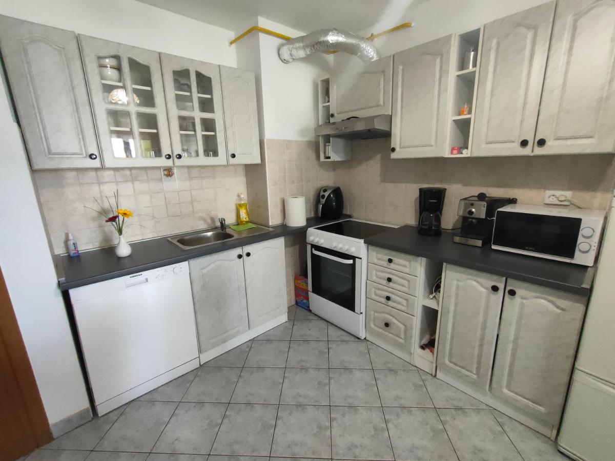 Apartman Bela Apartman Póla Kültér fotó