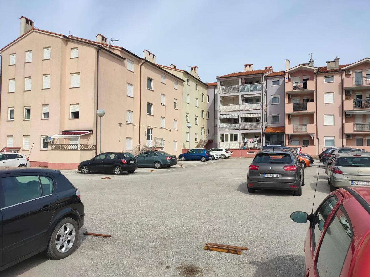 Apartman Bela Apartman Póla Kültér fotó